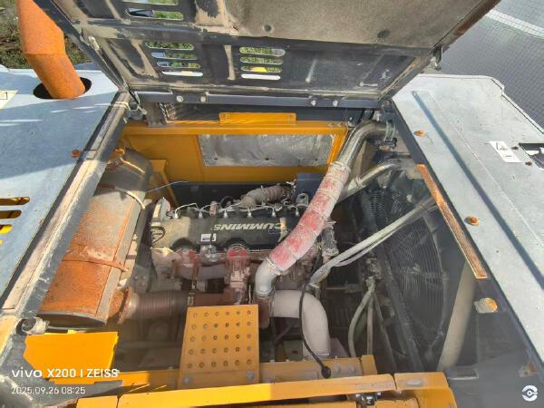 徐工XE600DK MAX履带式挖掘机