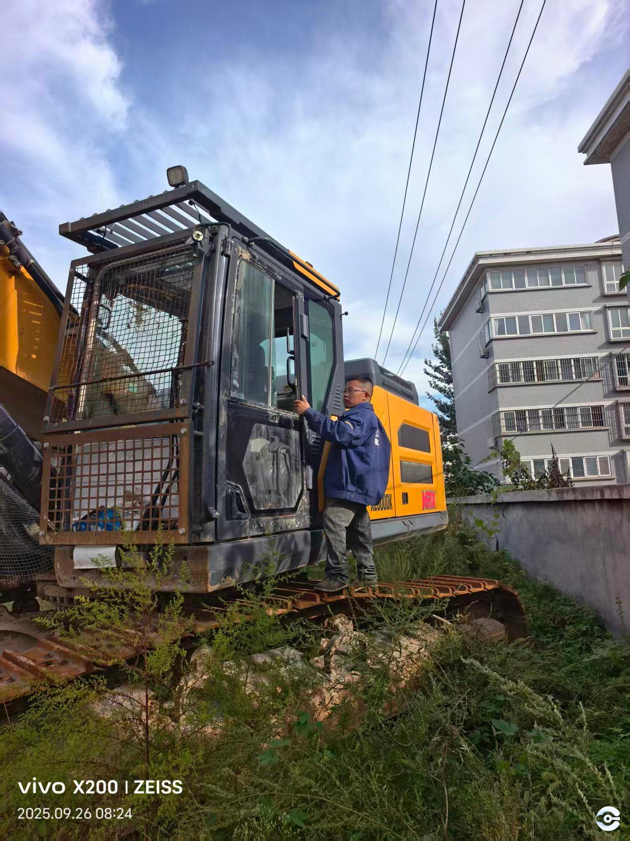 徐工XE600DK MAX履带式挖掘机