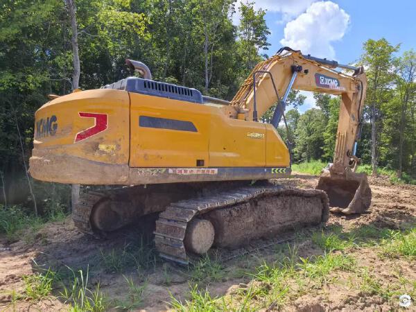 徐工XE380G PRO履带式挖掘机