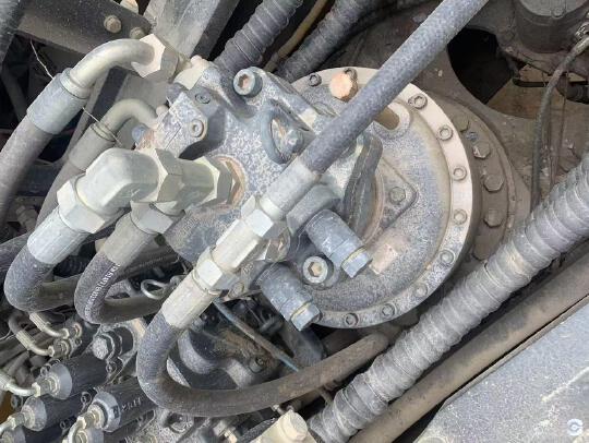 徐工XE490DK履带式挖掘机