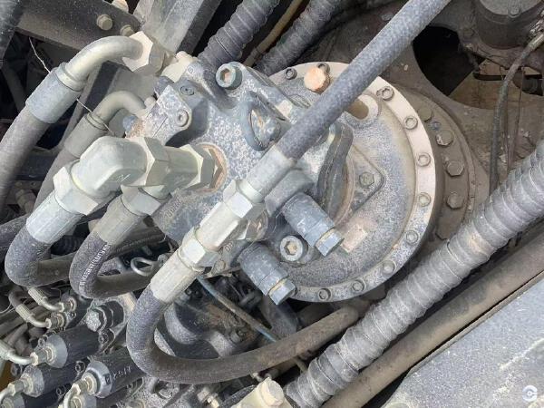 徐工XE490DK履带式挖掘机