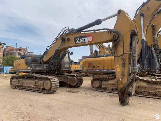 徐工XE490DK履带式挖掘机