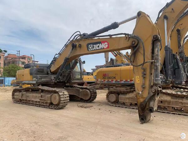 徐工XE490DK履带式挖掘机