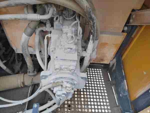 徐工XE690DK履带式挖掘机