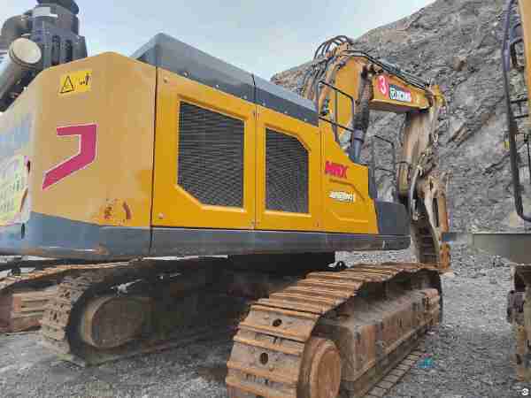 徐工XE690DK履带式挖掘机