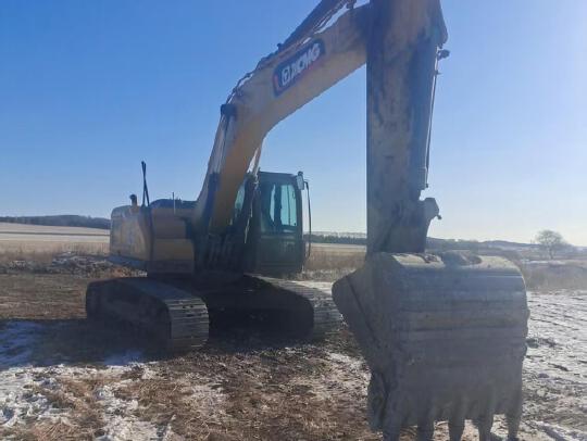 徐工XE245GH履帶式挖掘機