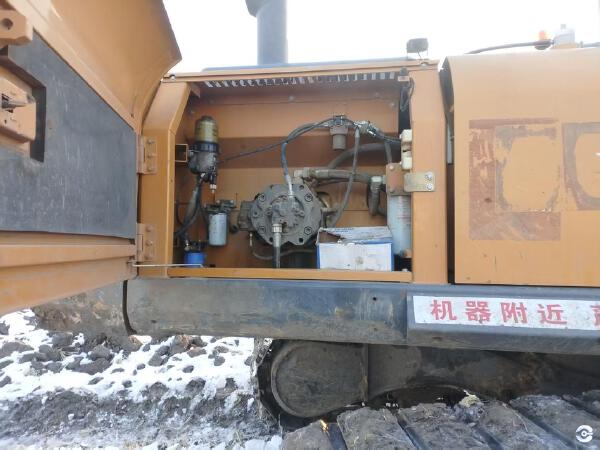 徐工XE335DK履帶式挖掘機