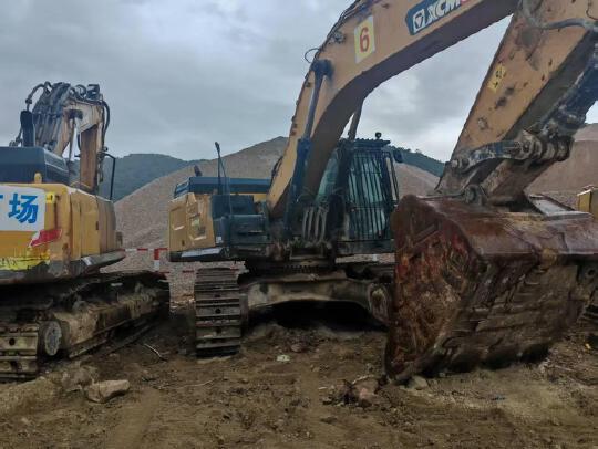 徐工XE600DK MAX履带式挖掘机