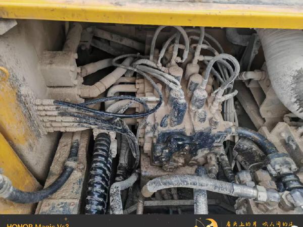 徐工XE600DK MAX履带式挖掘机