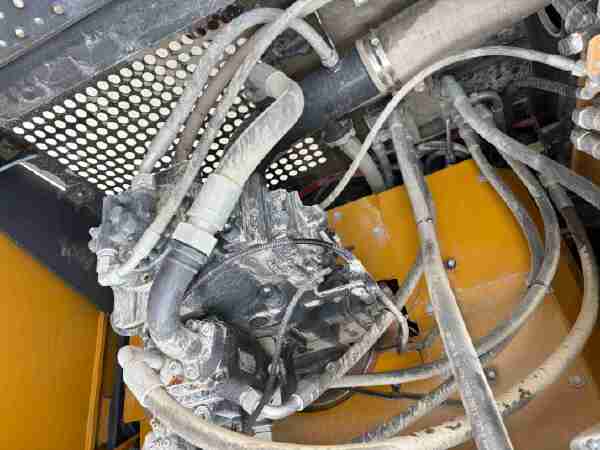 徐工XE650GK履带式挖掘机