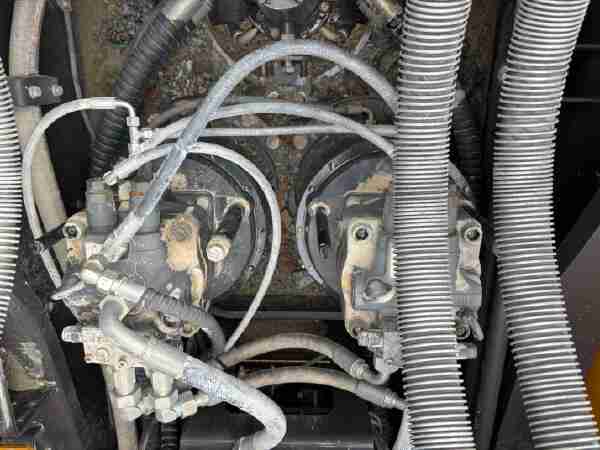 徐工XE650GK履带式挖掘机