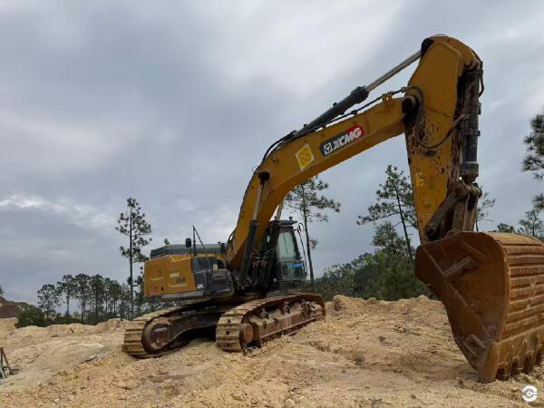 徐工XE600DK MAX履带式挖掘机