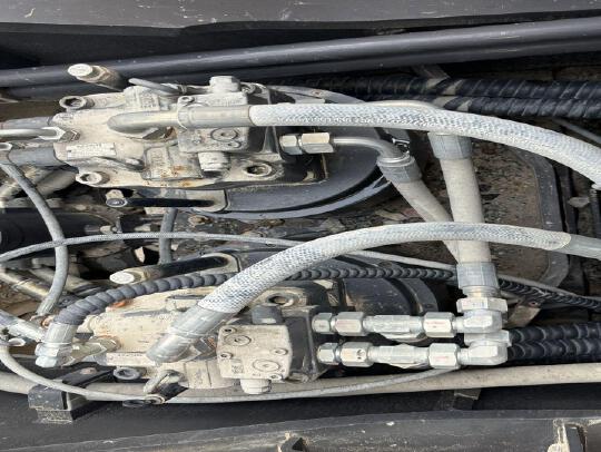 徐工XE650GK履帶式挖掘機