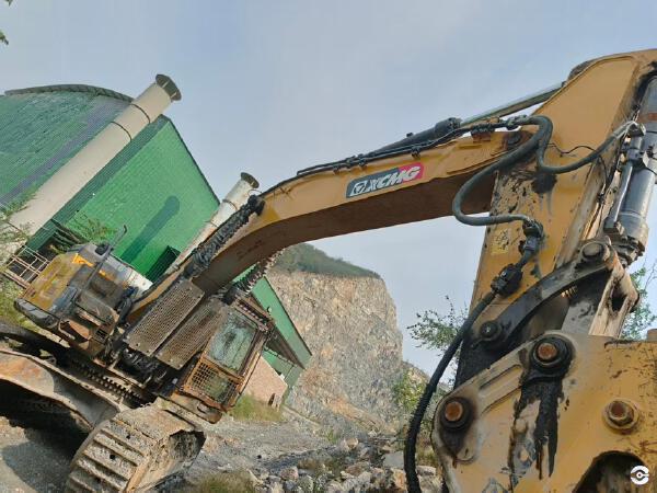 徐工XE600DK MAX履带式挖掘机