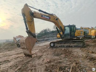 徐工XE380GK履帶式挖掘機