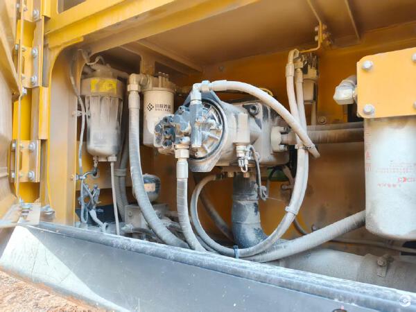 徐工XE380GK履帶式挖掘機(jī)