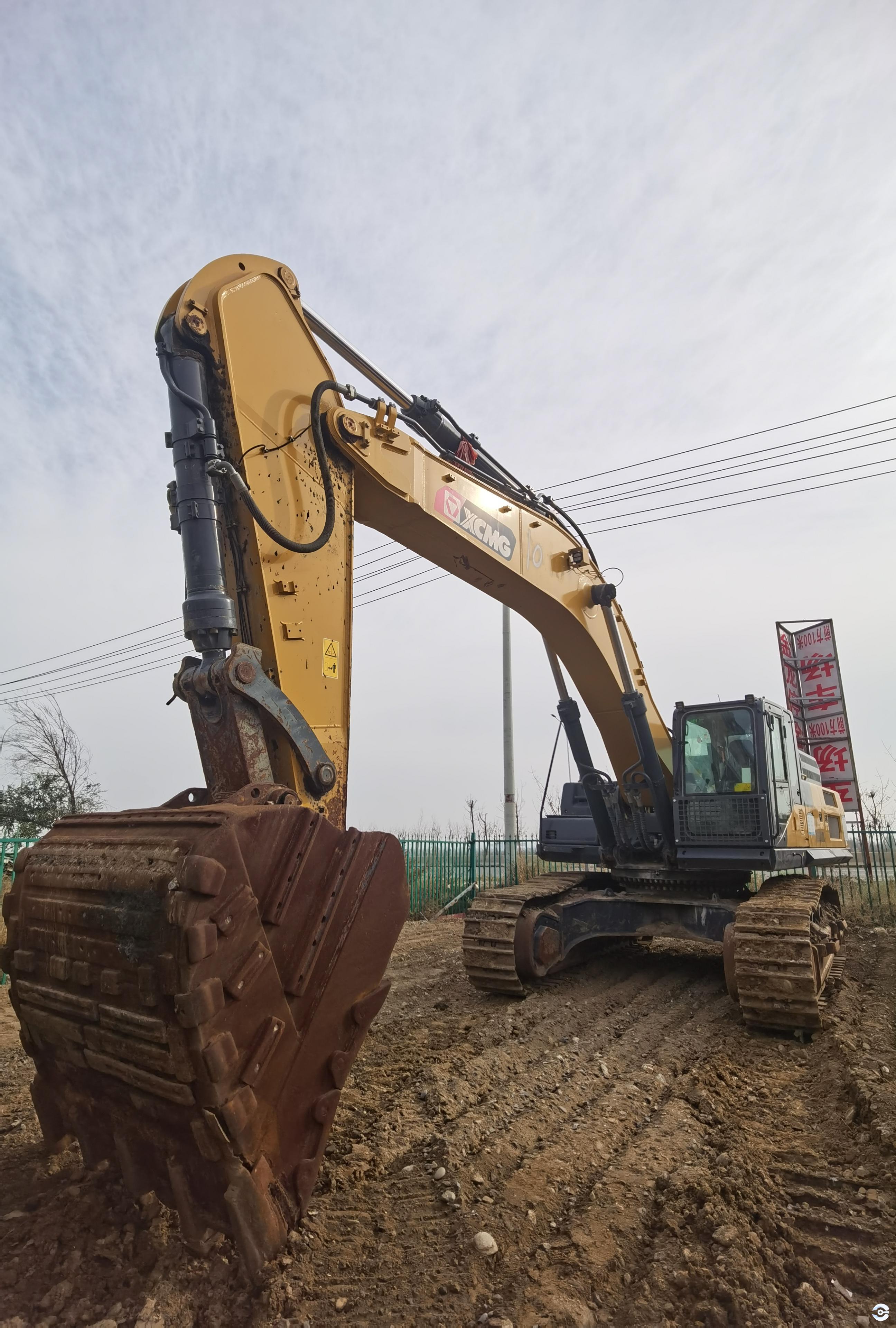 徐工XE520DK履帶式挖掘機