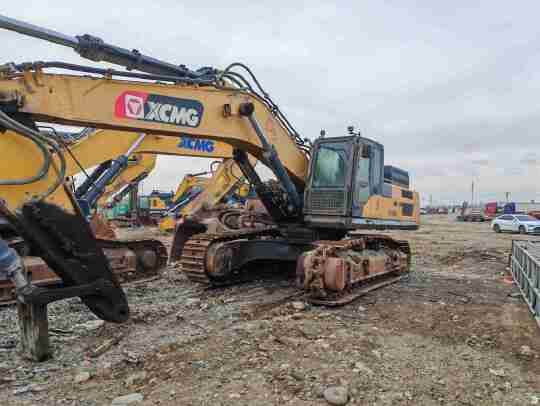 徐工XE490DK履帶式挖掘機