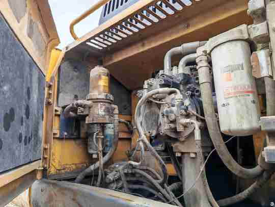 徐工XE490DK履帶式挖掘機