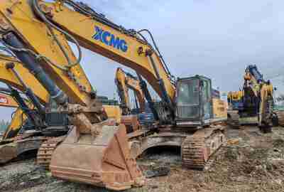 徐工XE490D履帶式挖掘機