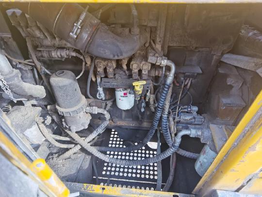 徐工XE900D履带式挖掘机