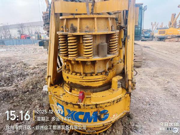 徐工XR240E旋挖鉆機(jī)