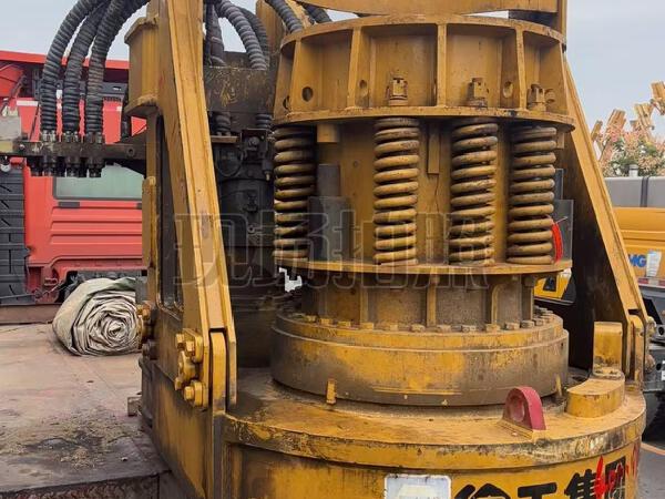 徐工XR400E旋挖鉆機(jī)