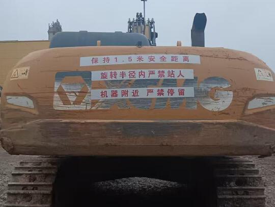 徐工XE400DK履带式挖掘机