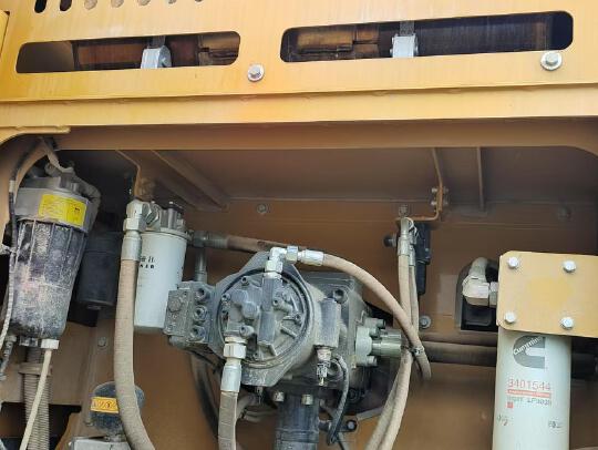 徐工XE380GK履带式挖掘机