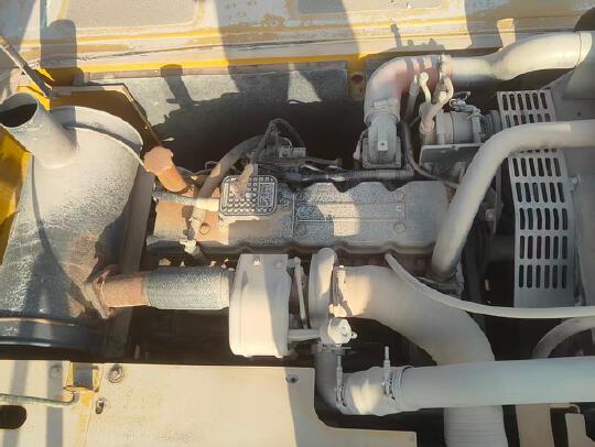 徐工XE270DK履带式挖掘机