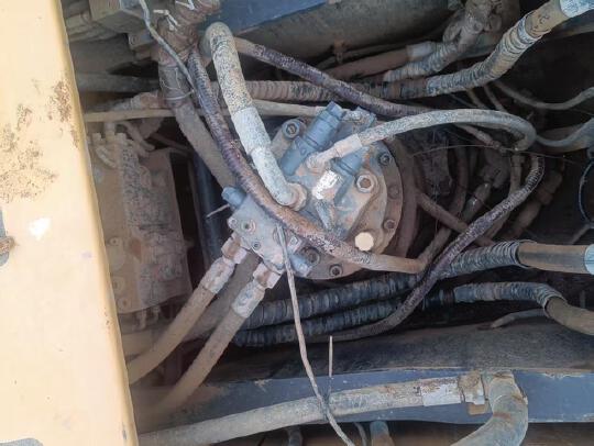 徐工XE200DA履带式挖掘机