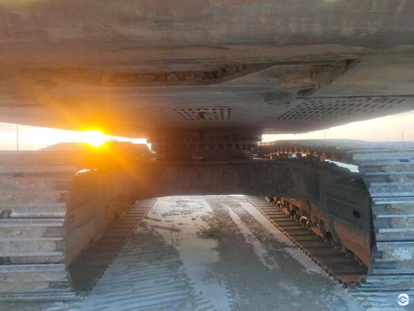 徐工XE370D履带式挖掘机