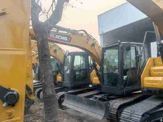 徐工XE105GA履带式挖掘机