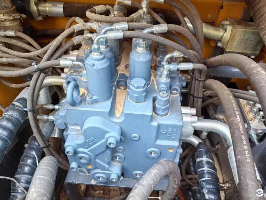 徐工XE380G PRO履带式挖掘机