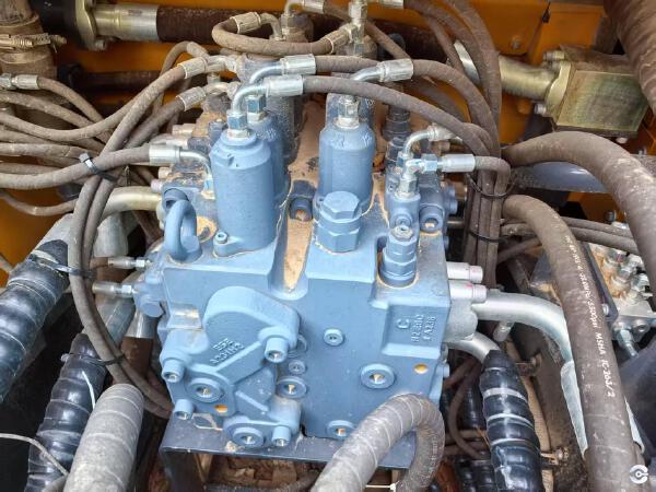 徐工XE380G PRO履带式挖掘机