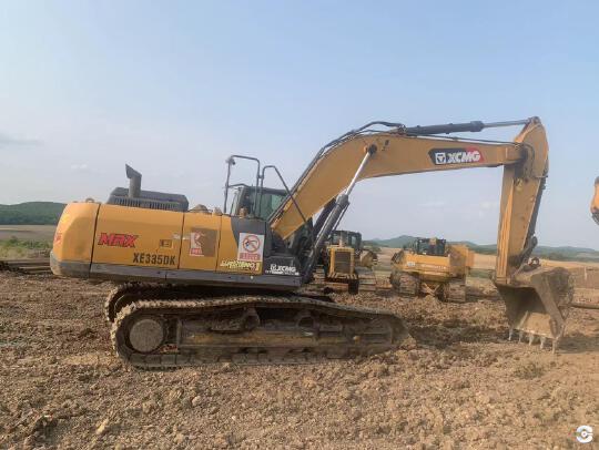 徐工XE335DK履带式挖掘机