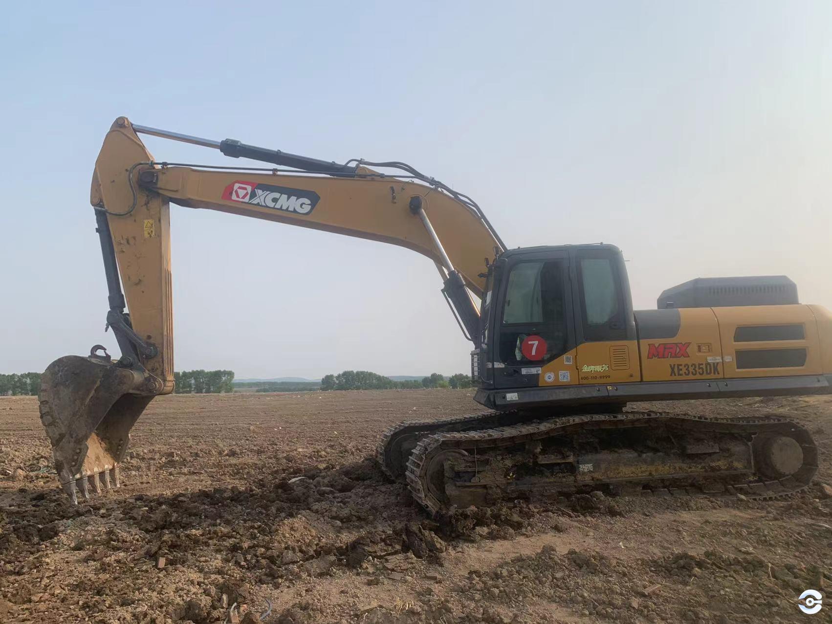 徐工XE335DK履带式挖掘机