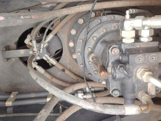 徐工XE335DK履带式挖掘机