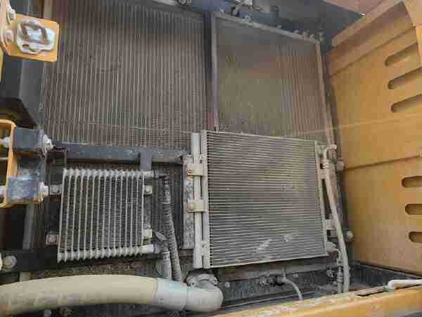 徐工XE380GK履带式挖掘机