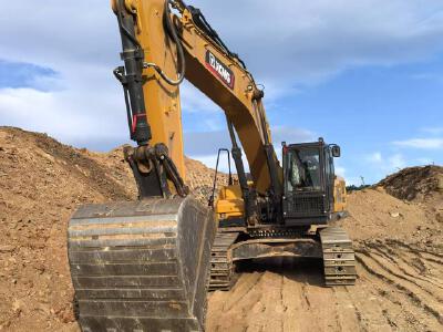 徐工XE380GK履带式挖掘机