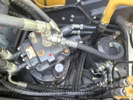 徐工XE155WGA轮式挖掘机