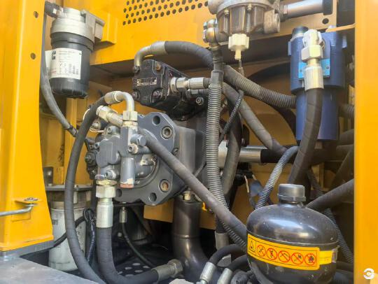 徐工XE155WGA轮式挖掘机