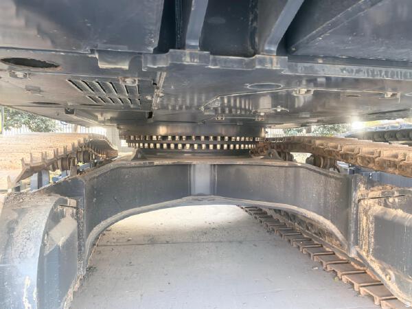 徐工XE550DK履带式挖掘机