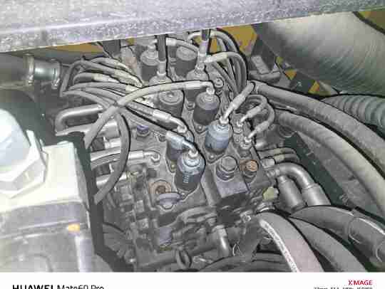 徐工XE550DK履带式挖掘机