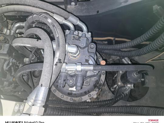 徐工XE550DK履带式挖掘机