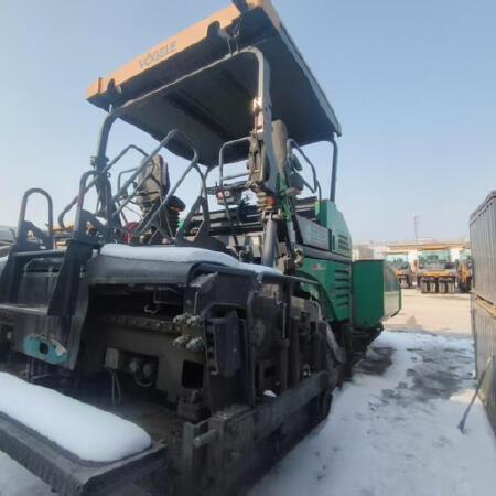 徐工RP903摊铺机