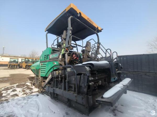 徐工RP903攤鋪機