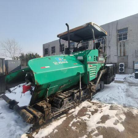 徐工RP903摊铺机