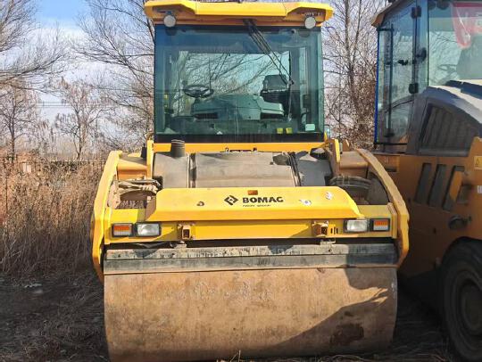 徐工XD133C双钢轮压路机