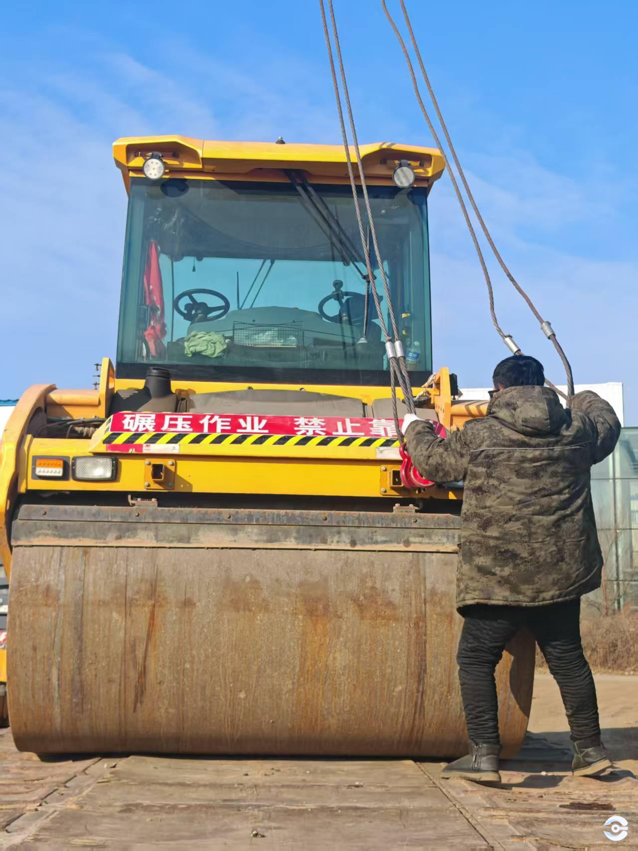 徐工XD133C双钢轮压路机